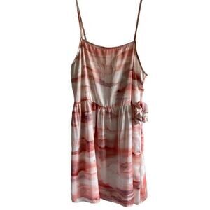 Medium modern renewal dress with matching scrunchy nwot